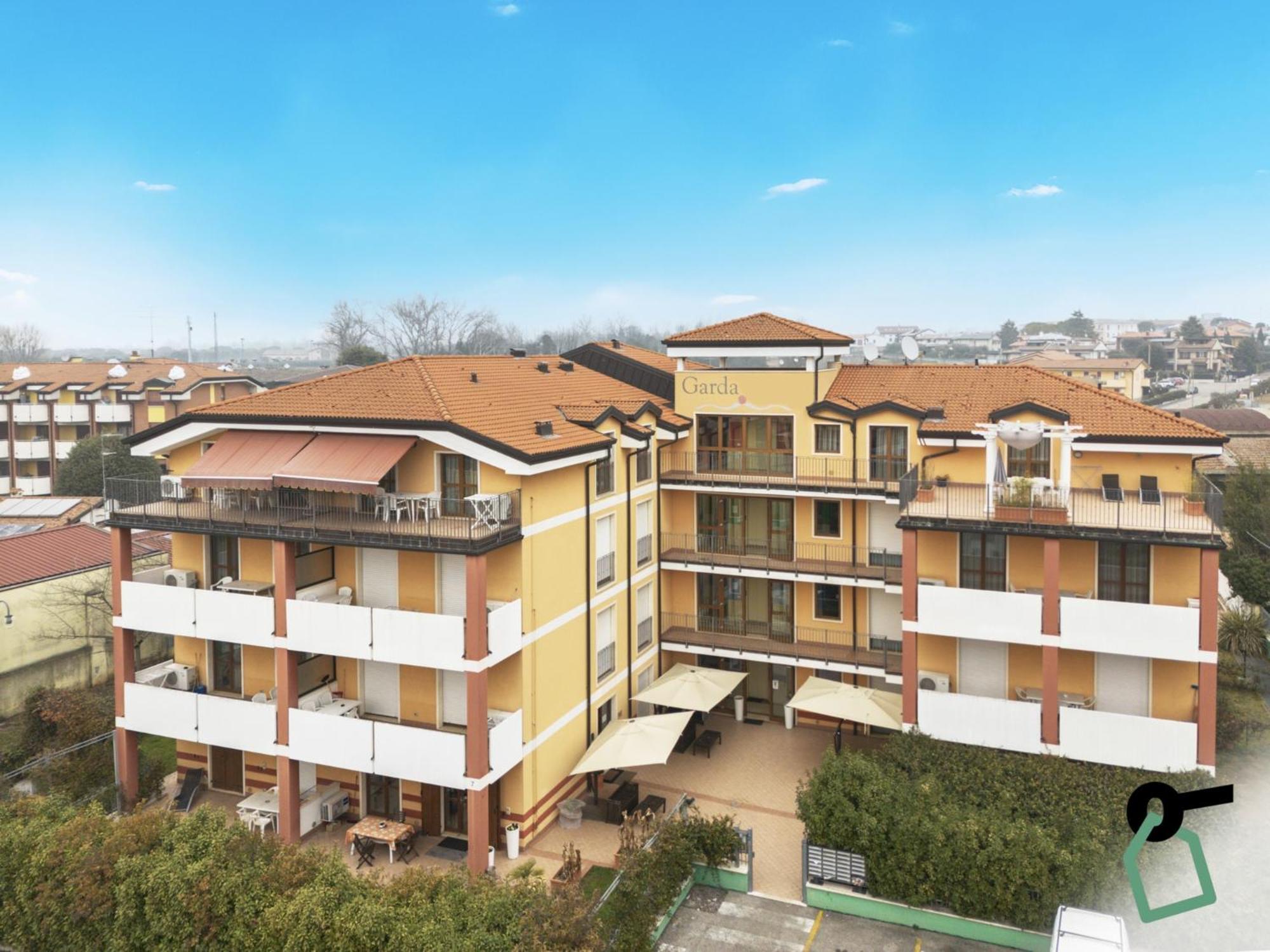 Hotiday Residence Garda Peschiera del Garda Exterior foto